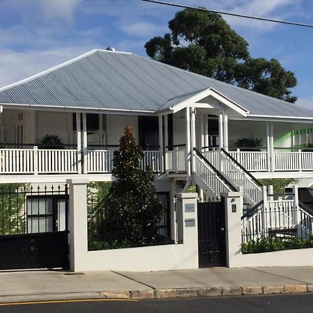Heal House Bed and Breakfast Brisbane Exteriör bild