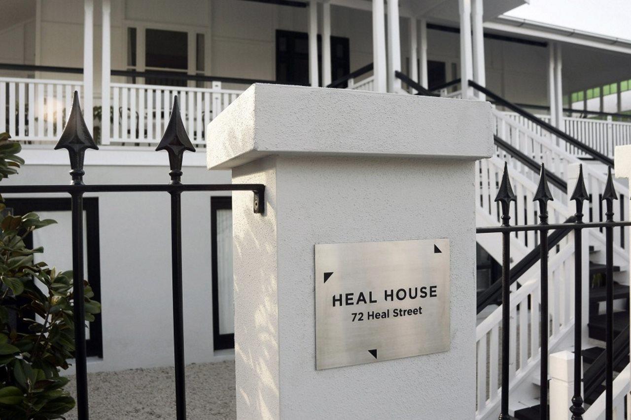 Heal House Bed and Breakfast Brisbane Exteriör bild